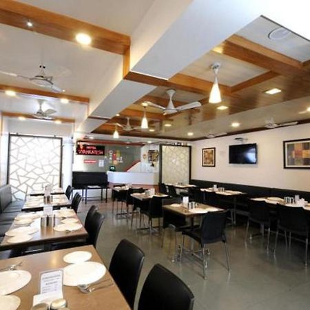 Hotel Vyankatesh & Pure Veg Restaurant Mahābaleshwar Zewnętrze zdjęcie