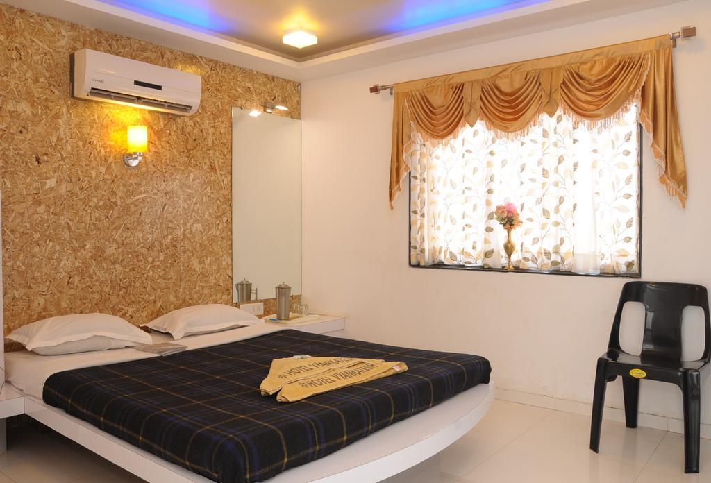 Hotel Vyankatesh & Pure Veg Restaurant Mahābaleshwar Pokój zdjęcie