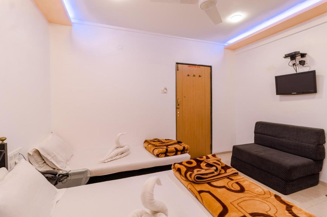 Hotel Vyankatesh & Pure Veg Restaurant Mahābaleshwar Zewnętrze zdjęcie