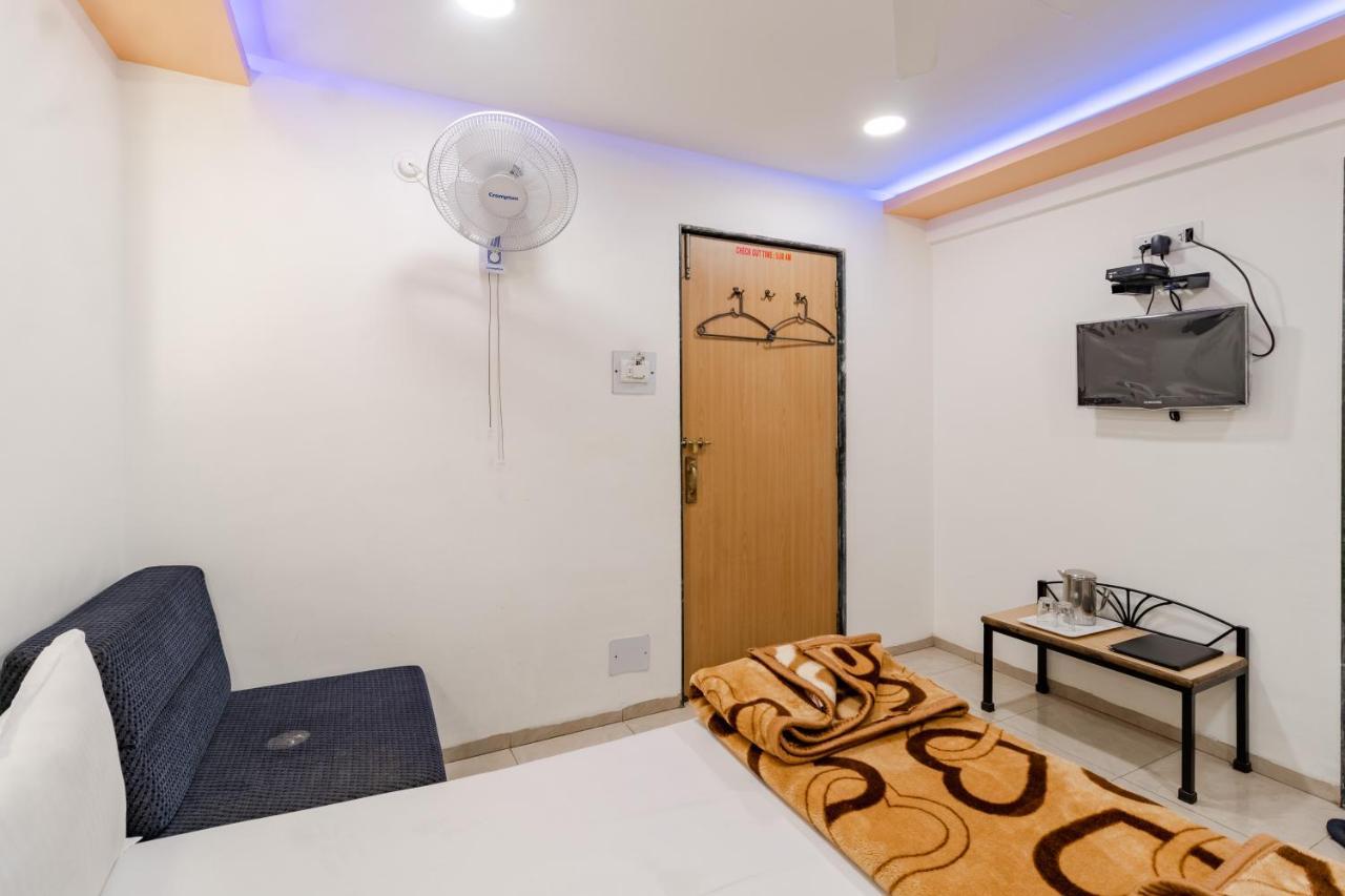 Hotel Vyankatesh & Pure Veg Restaurant Mahābaleshwar Zewnętrze zdjęcie