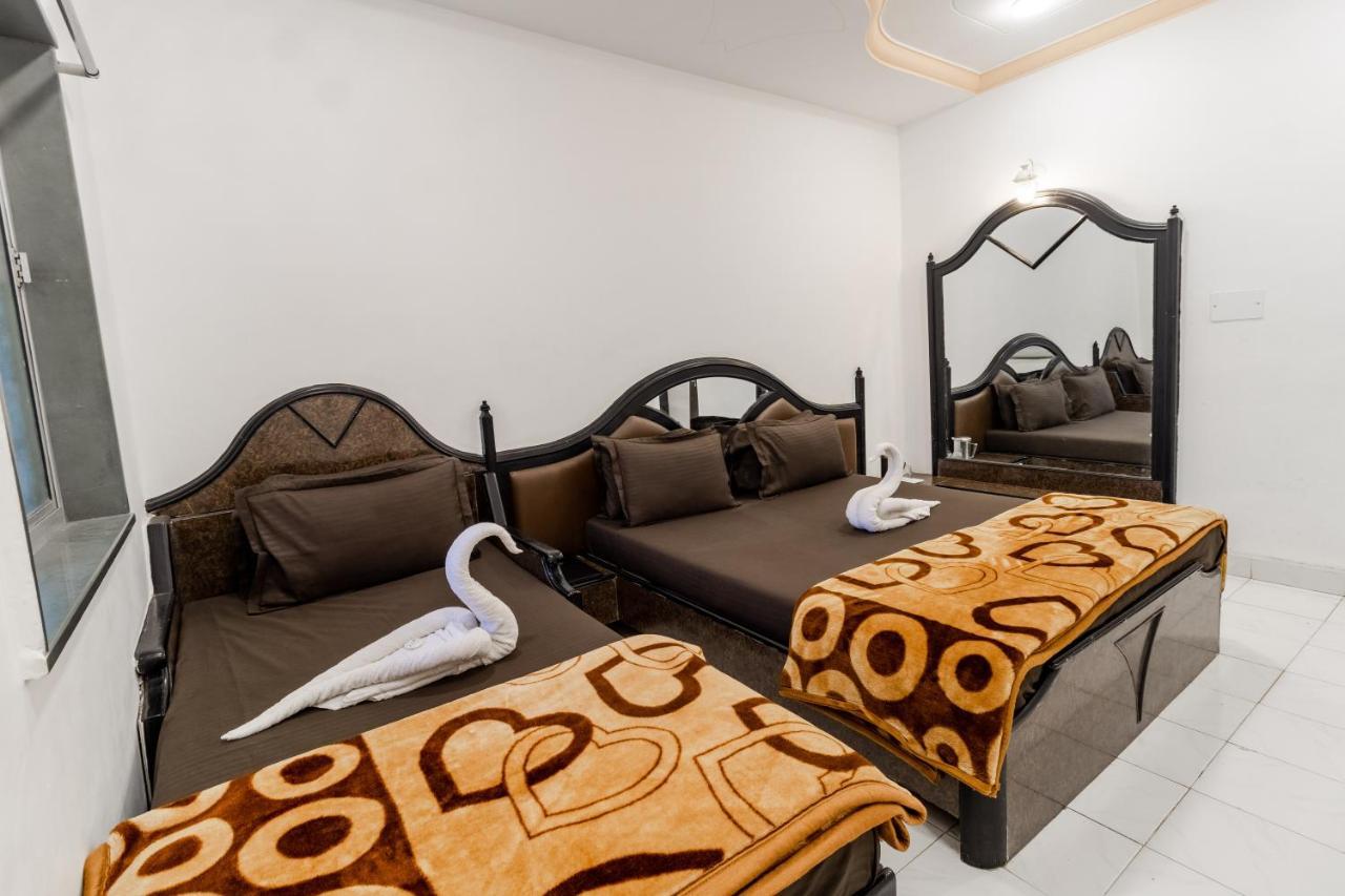 Hotel Vyankatesh & Pure Veg Restaurant Mahābaleshwar Zewnętrze zdjęcie