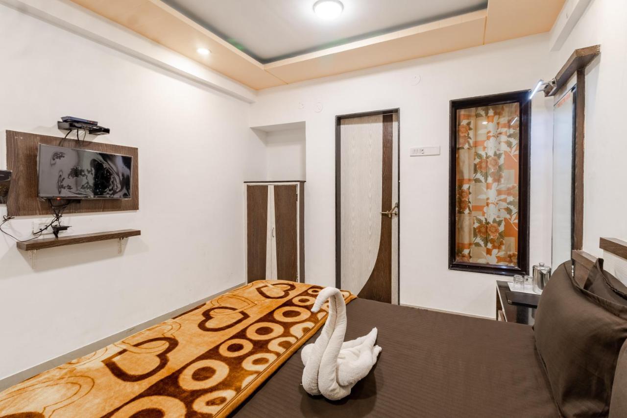 Hotel Vyankatesh & Pure Veg Restaurant Mahābaleshwar Zewnętrze zdjęcie