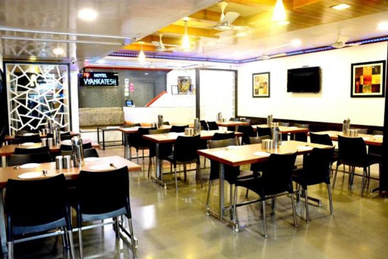 Hotel Vyankatesh & Pure Veg Restaurant Mahābaleshwar Zewnętrze zdjęcie