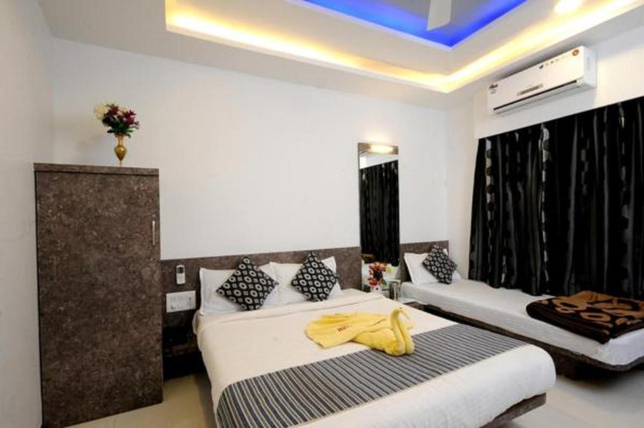 Hotel Vyankatesh & Pure Veg Restaurant Mahābaleshwar Zewnętrze zdjęcie