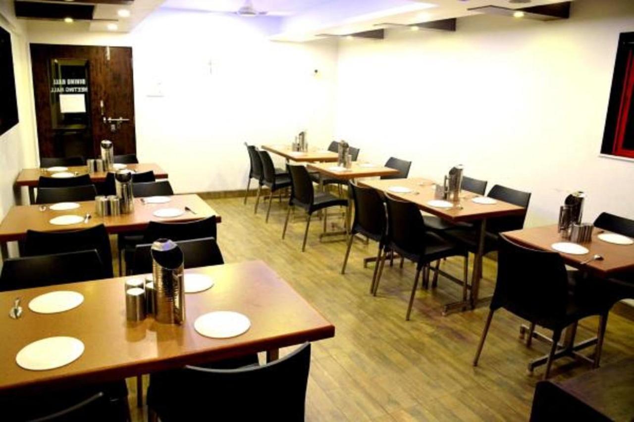 Hotel Vyankatesh & Pure Veg Restaurant Mahābaleshwar Zewnętrze zdjęcie